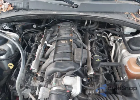 2012 Dodge Charger Police z USA, uszkodzony, nr VIN 2C3CDXAT8CH156018